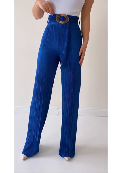 Piliseli Kemerli Şık Dökümlü Pantolon Mavi fırsatları
