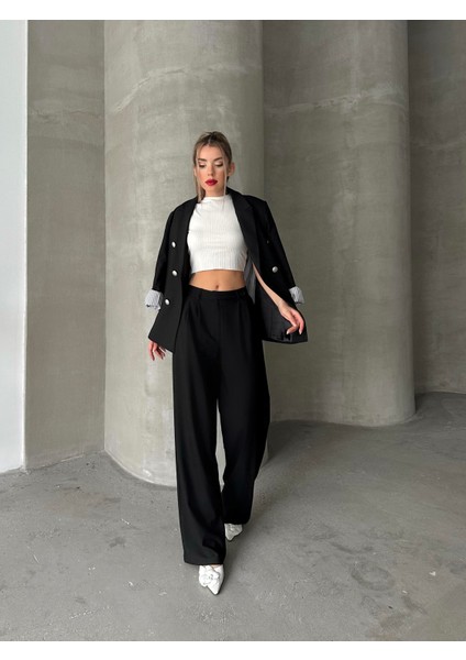 Kemer Detaylı Bol Pantolon Siyah fırsatları