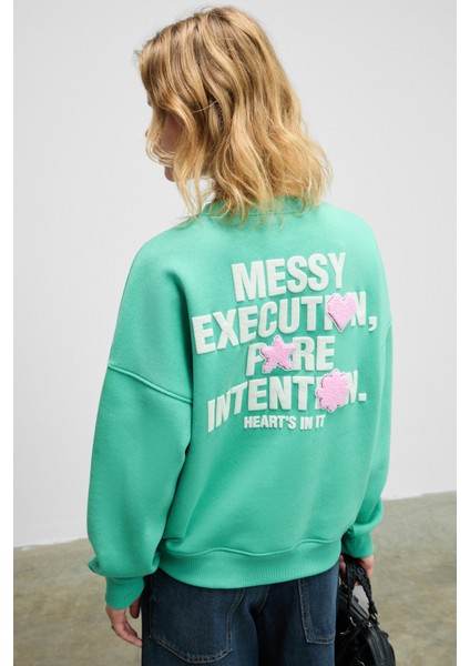 Prıence Kadın Yumuşak Kumaşlı Baskılı ve Havlu Patchlı Yuvarlak Yaka Yeşil Sweatshirt modelleri