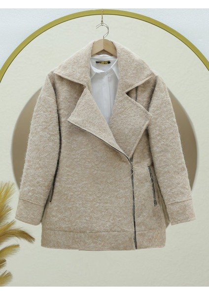Önü ve Cebi Fermuarlı Astarlı Buklet Ceket -Bej