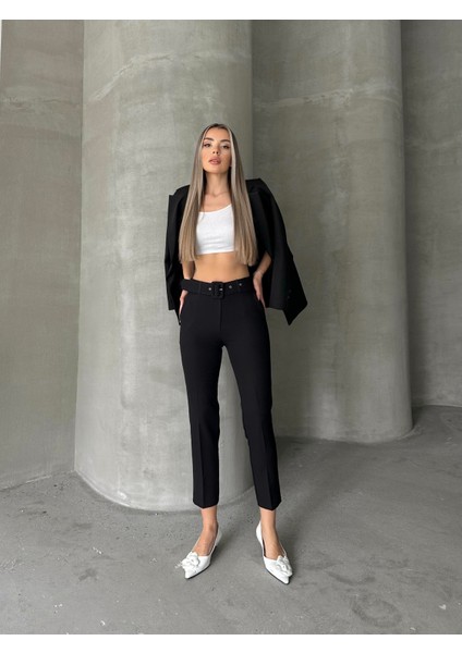 Kemerli Havuç Pantolon Siyah fırsatları