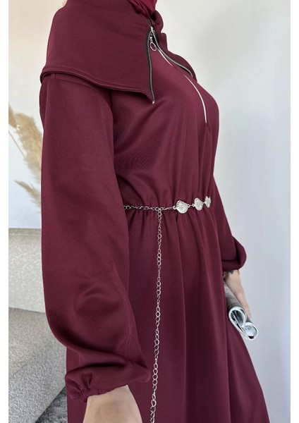 Ön Yarım Fermuarlı Bel Lastikli Zincir Aksesuarlı Tesettür Elbise P-00019465 fırsatları