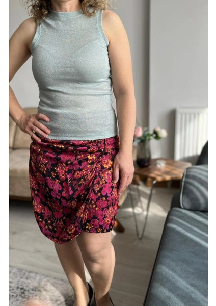 Sıfır Kol, Sıfır Yaka Simli Iplik Spor Bluz Nil Yeşili