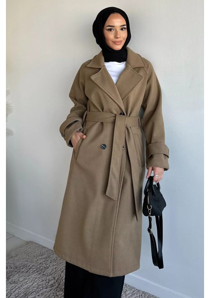 Kendinden Desenli Bel Kuşaklı Tesettür Kaban P-00019458 modelleri