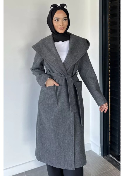 Bel Kuşaklı Iç Astarlı Kapüşonlu Tesettür Kaban P-00019495 modelleri