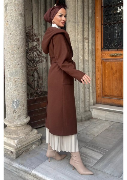 Bel Kuşaklı Iç Astarlı Kapüşonlu Tesettür Kaban P-00019495 fiyatları