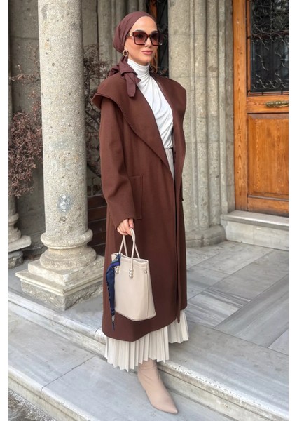 Bel Kuşaklı Iç Astarlı Kapüşonlu Tesettür Kaban P-00019495 modelleri