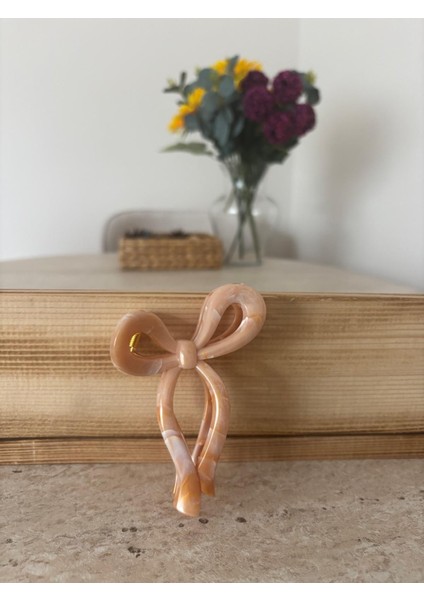 Mermer Desenli Kemik Fiyonk Saç Tokası Krem modelleri