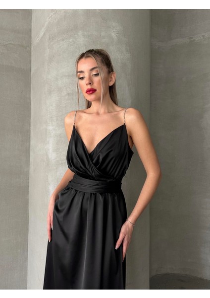 Taş Askılı Kuşaklı Tasarım Saten Elbise Siyah modelleri