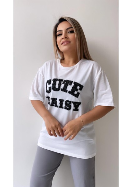 Kabartmalı Cute Daisy Tişört Ekru Füme