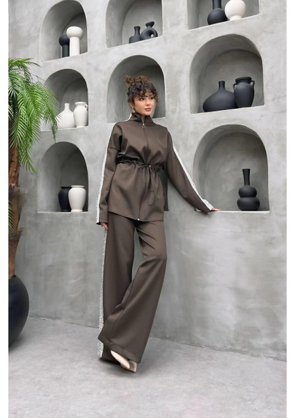 Simli Şerit Detaylı Premium Scuba Kumaş Tesettür Uyumlu Pantolonlu Ikili Takım modelleri