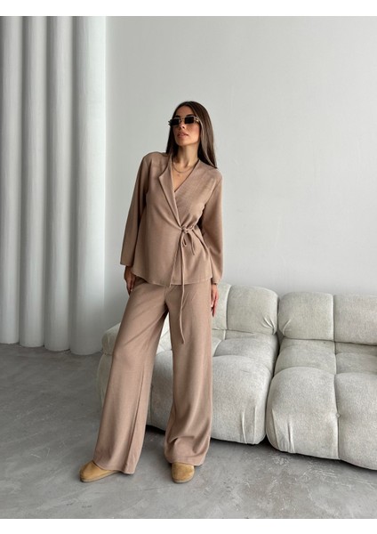 Bağlama Detaylı Triko Takım Camel fiyatları