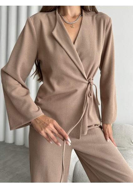 Bağlama Detaylı Triko Takım Camel fırsatları