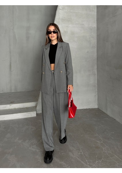 Çizgili Lüks Ceket Pantolon Takım Gri modelleri