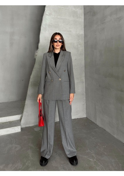 Çizgili Lüks Ceket Pantolon Takım Gri