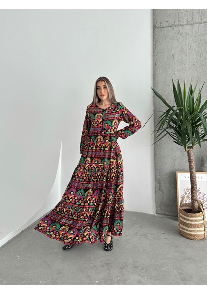 Yakası Düğmeli Çok Renkli Salaş Viskon Elbise Siyah