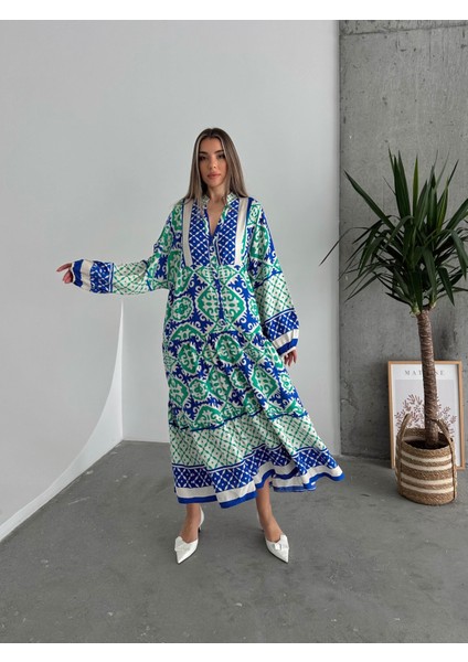 Yakası Düğmeli Çok Renkli Salaş Viskon Elbise Mavi