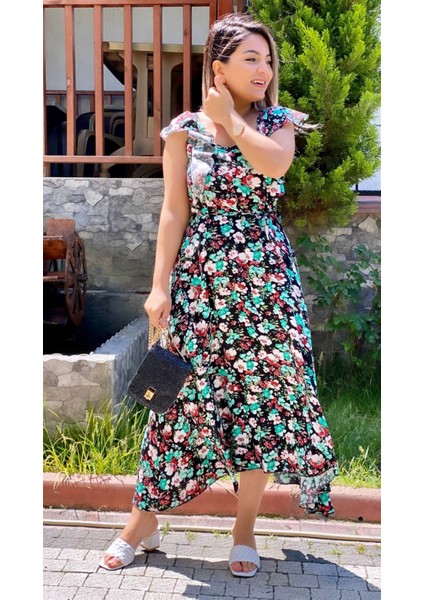 Kalp Yaka Asimetrik Viskon Elbise Siyah