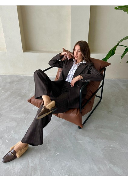 Çizgili Helina Ceket Pantolon Takım Kahverengi fiyatları