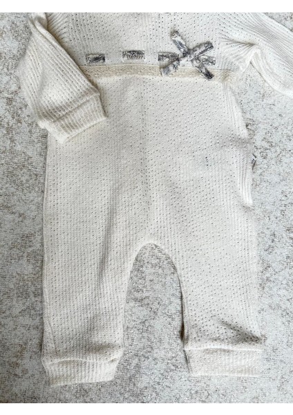 Kız Bebek Triko Tulum fırsatları