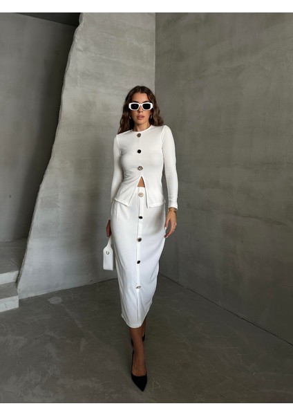 Düğme Detaylı Triko Bluz Ekru modelleri