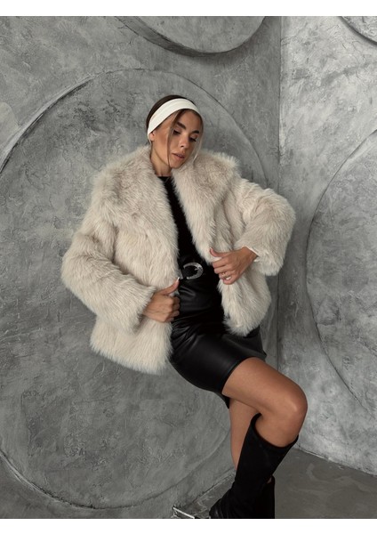 Geniş Yaka Premium Kürk Kaban Taş modelleri