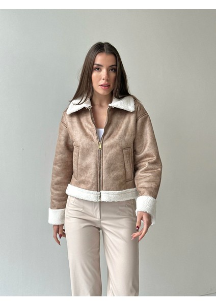 Kolu Katlama Süslü Içi Peluş Kısa Mont Bej