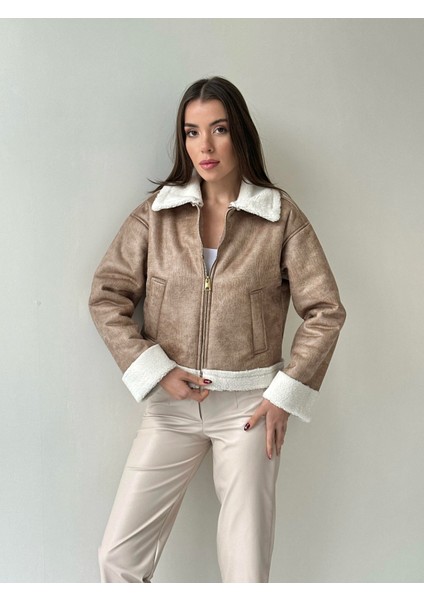 Kolu Katlama Süslü Içi Peluş Kısa Mont Bej fırsatları