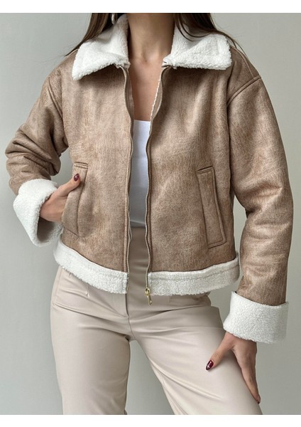 Kolu Katlama Süslü Içi Peluş Kısa Mont Bej