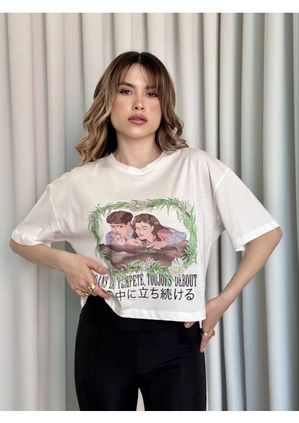 Oversize Beyaz Baskılı Crop Tişört modelleri