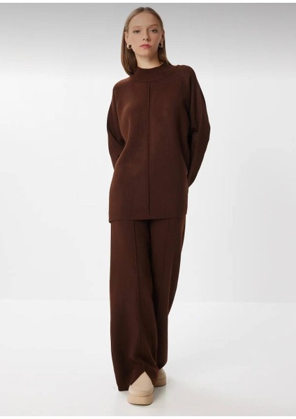 Yarım Balıkçı Yaka Triko Takım (Kazak-Pantolon)