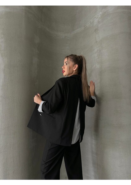 Gümüş Düğmeli Sırt Detaylı Tasarım Ceket Siyah fiyatları