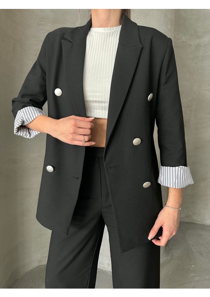 Gümüş Düğmeli Sırt Detaylı Tasarım Ceket Siyah modelleri