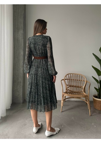 Pileli Puantiyeli Şifon Elbise Yeşil