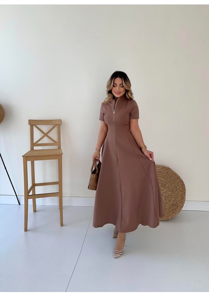 Pens Detaylı Fermuarlı Midi Elbise Camel