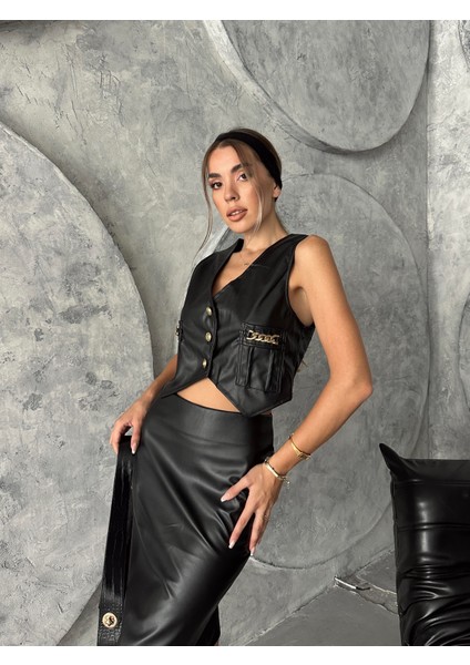 Gold Detaylı Deri Yelek Siyah