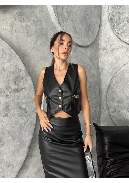 Gold Detaylı Deri Yelek Siyah