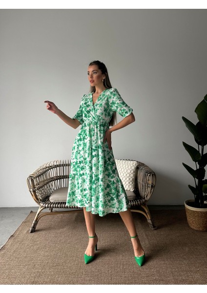 Çiçekli Kruvaze Krep Elbise Yeşil indirimleri