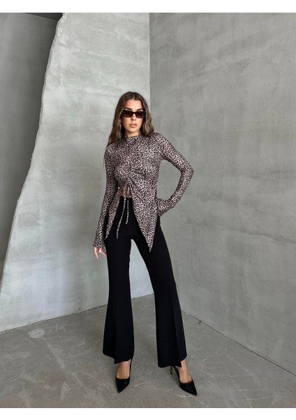 Bilek Yırtmaçlı Sağdan Büzgülü Leopar Bluz Kahverengi indirimleri