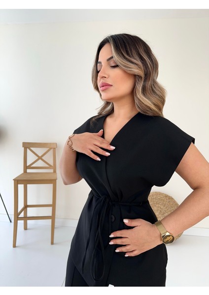 Yelekli Pantolonlu Takım Siyah fırsatları