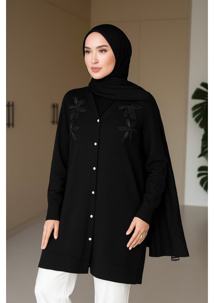 Triko Çiçekli Düğmeli Uzun Hırka