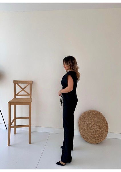 Yelekli Pantolonlu Takım Siyah