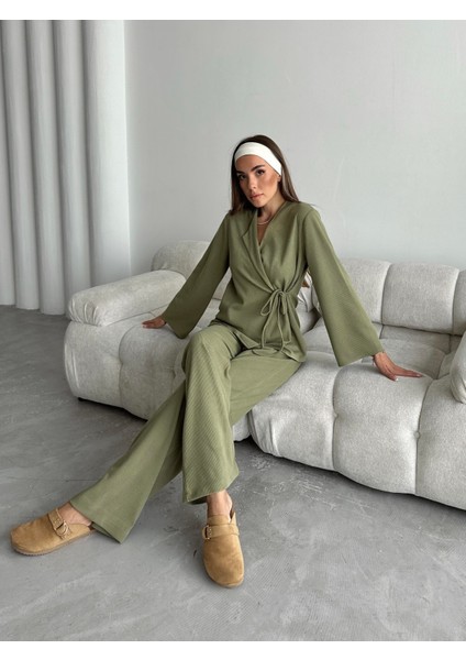Bağlama Detaylı Triko Takım Çağla Yeşili modelleri
