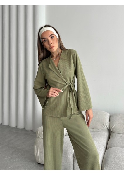 Bağlama Detaylı Triko Takım Çağla Yeşili