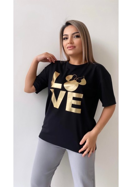Love Varak Baskılı Tişört Siyah fırsatları