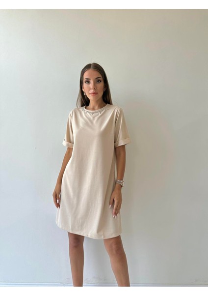 Yakası Taş Inci Işlemeli Düz Elbise Taş fırsatları