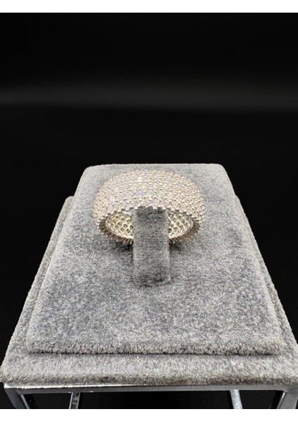 Tam Tur Taşlı Gümüş Ithal Yüzük modelleri