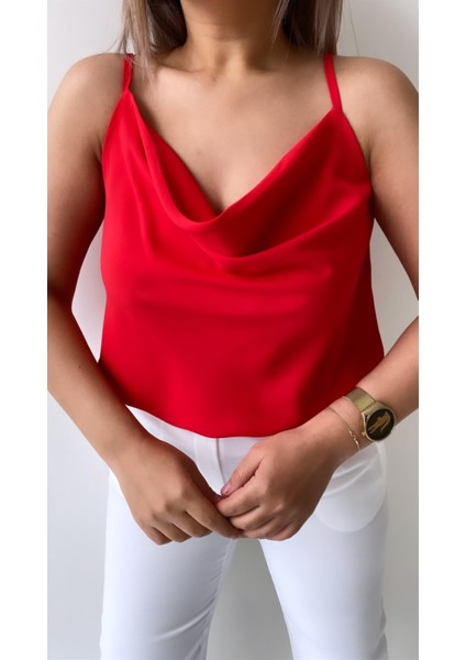 Ayarlanabilir Askılı Döküm Bluz Kırmızı modelleri