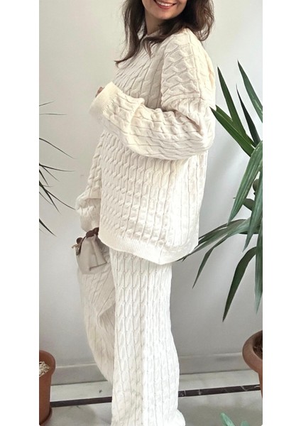 Kadın Beyaz Triko Takım fiyatları