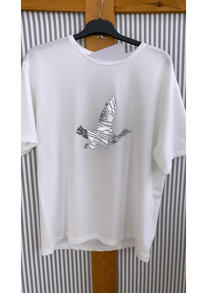 Dolgulu Kuş Baskılı Tişört Ekru Gümüş fiyatları